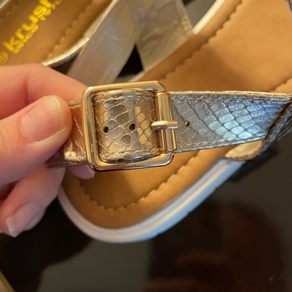 Metallic Strappy Sandals - Picture 4 of 8